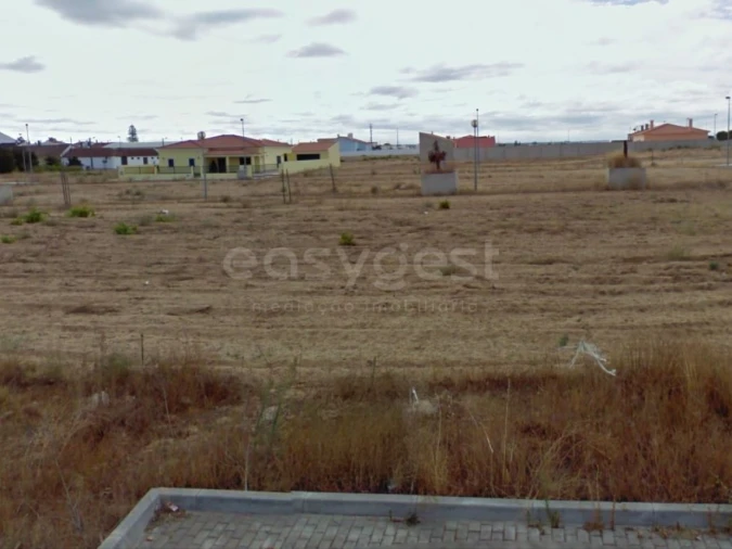 Terreno para Venda em Benfica do Ribatejo