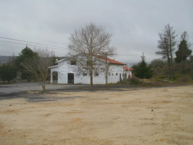 Negócio para Venda em Trancoso (São Pedro e Santa Maria) e Souto Maior Foto 1
