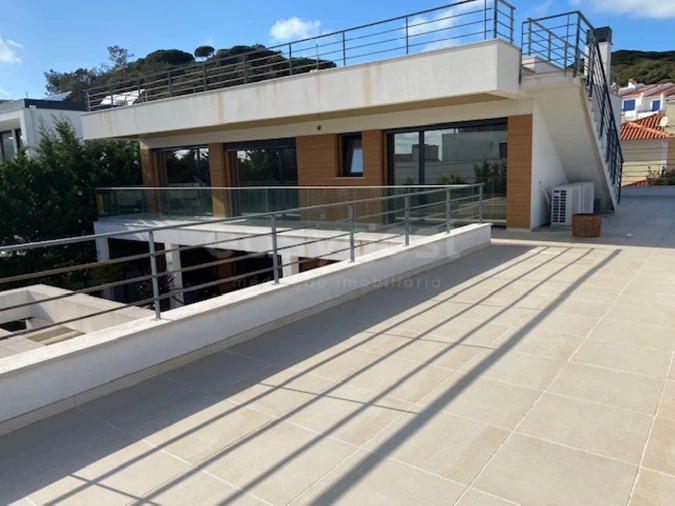 Moradia T4 para Venda em São Martinho do Porto Foto 14
