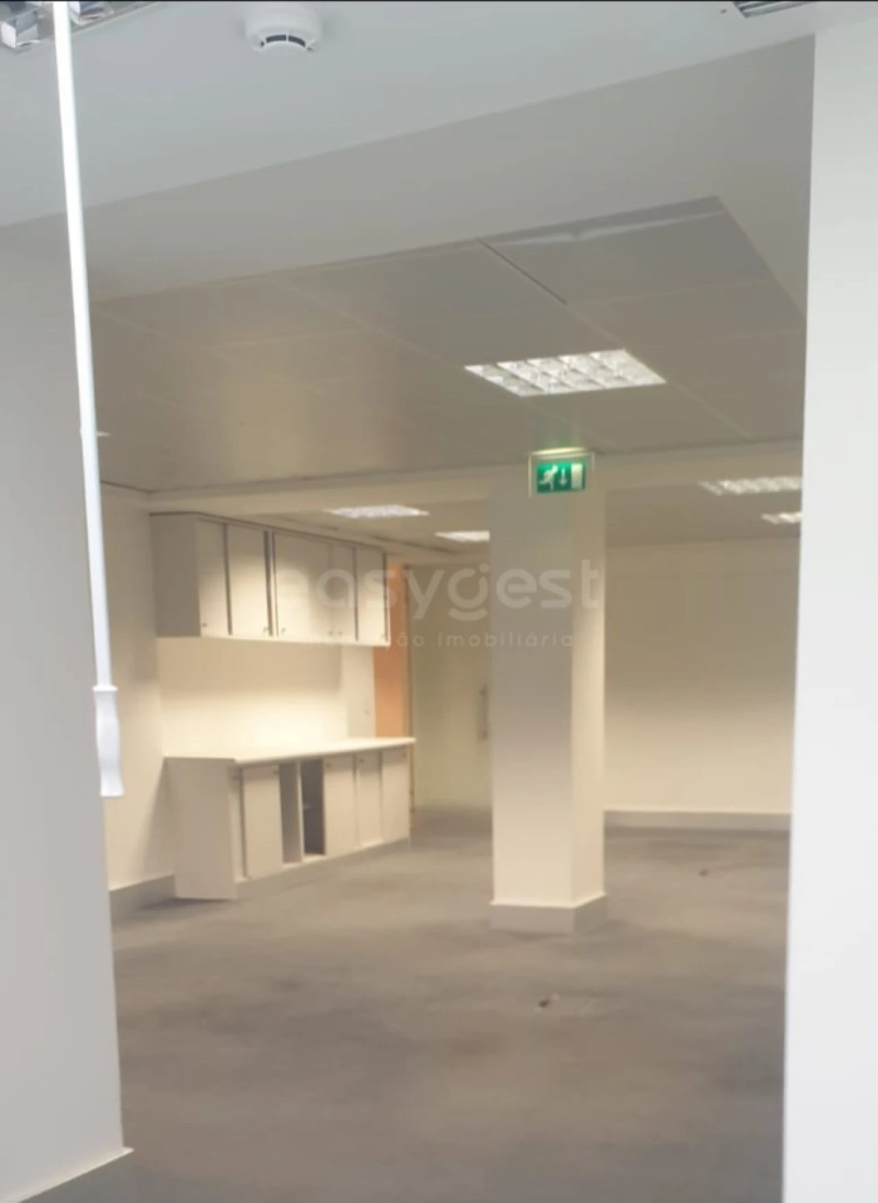 Loja para Venda em Beja (Salvador e Santa Maria da Feira) Foto 8