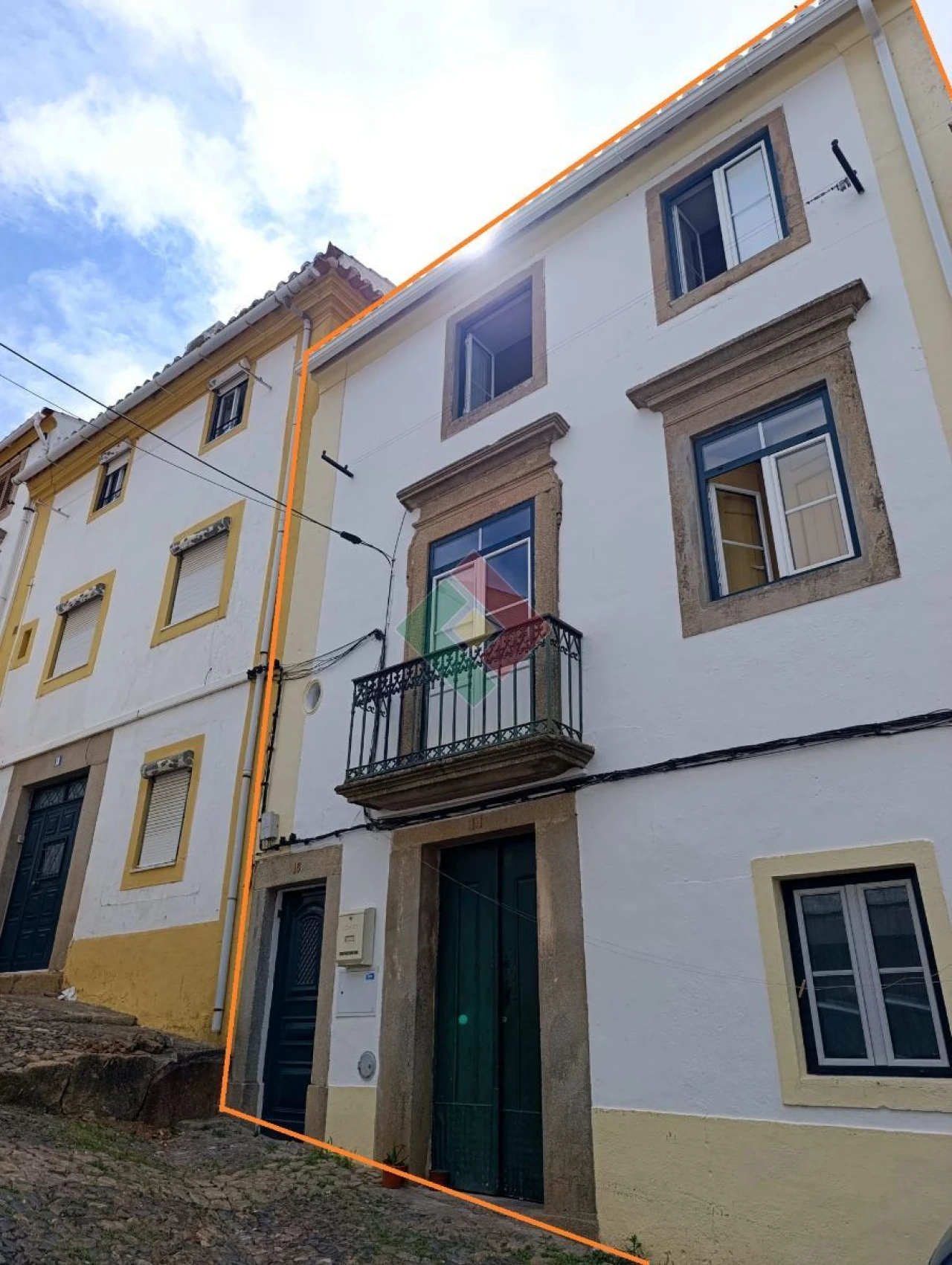 Moradia T4 para Venda em Santa Maria da Devesa Foto 1