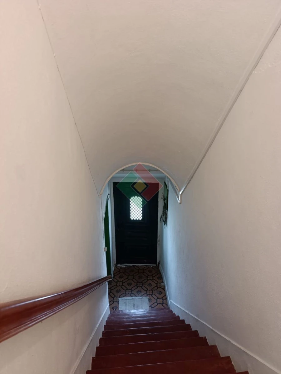 Moradia T4 para Venda em Santa Maria da Devesa Foto 5