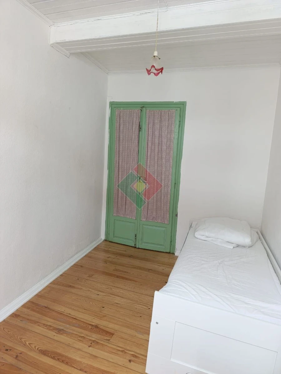 Moradia T4 para Venda em Santa Maria da Devesa Foto 8