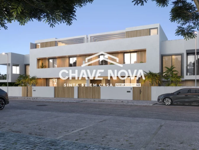 Moradia T4 para Venda em Cachopo Foto 3