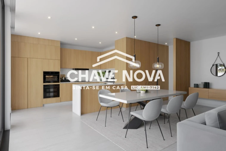 Moradia T4 para Venda em Cachopo Foto 4