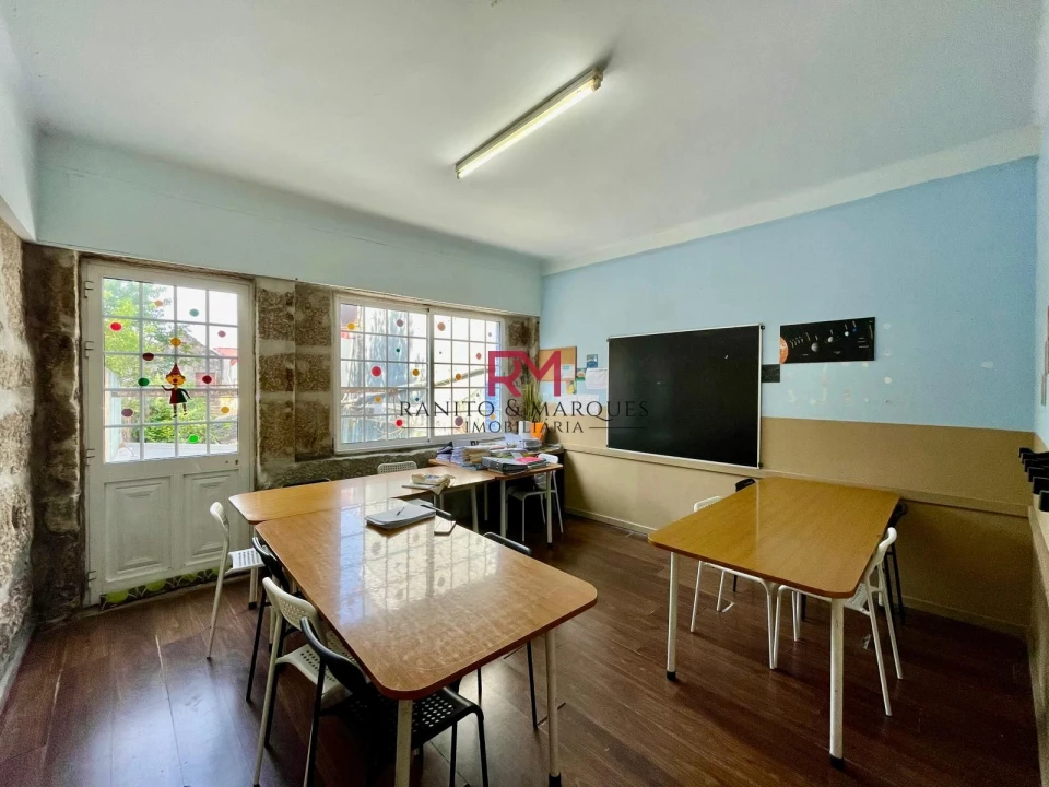 Prédio para Venda em Penafiel Foto 7