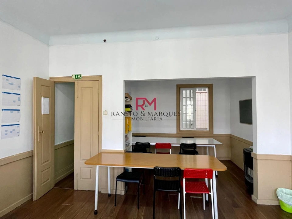 Prédio para Venda em Penafiel Foto 14