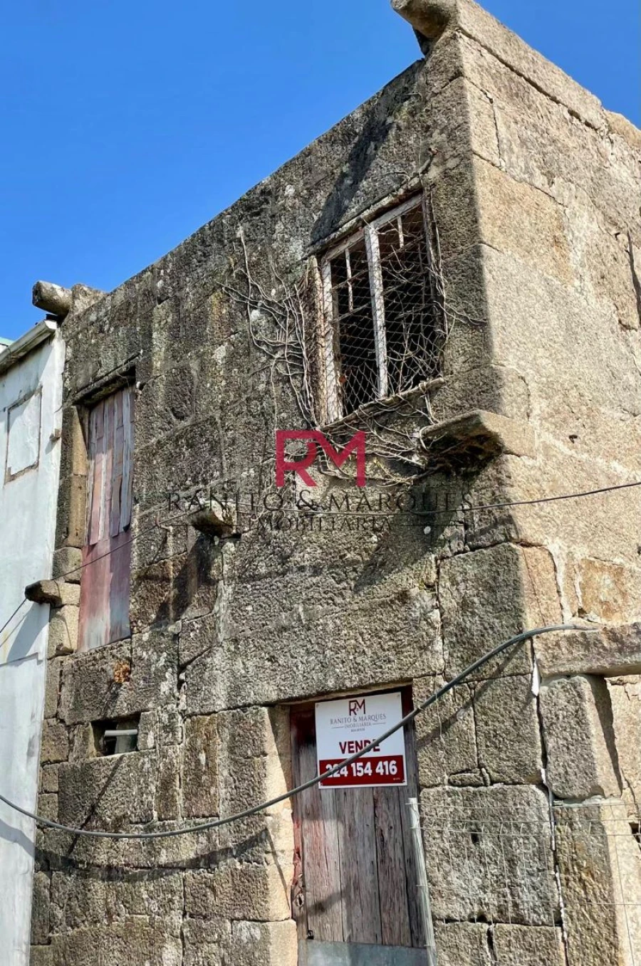 Prédio para Venda em Penafiel Foto 23