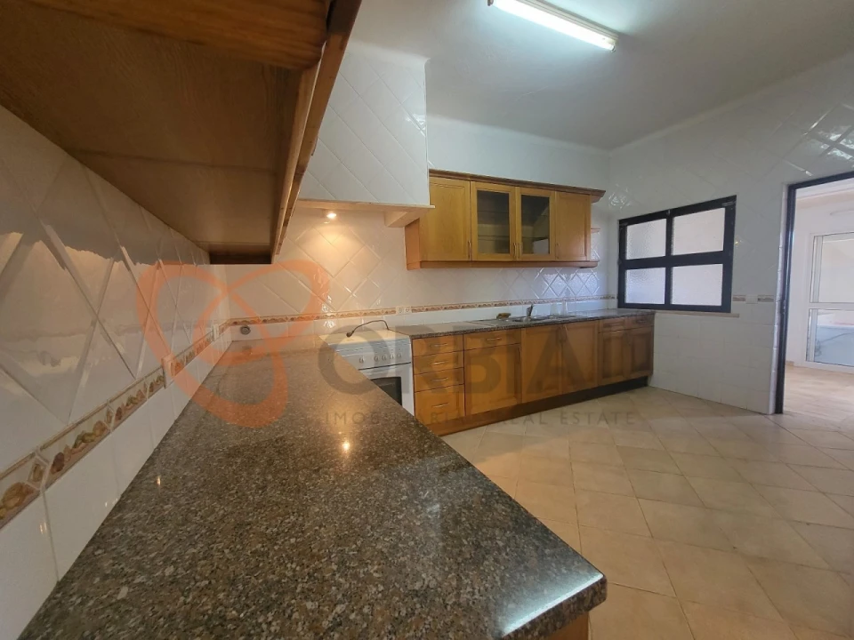Moradia T3 para Venda em Albufeira e Olhos de Água Foto 4