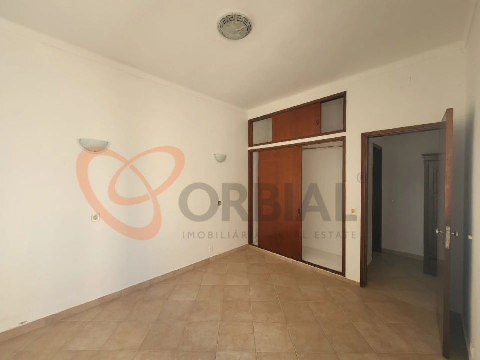 Moradia T3 para Venda em Albufeira e Olhos de Água Foto 20