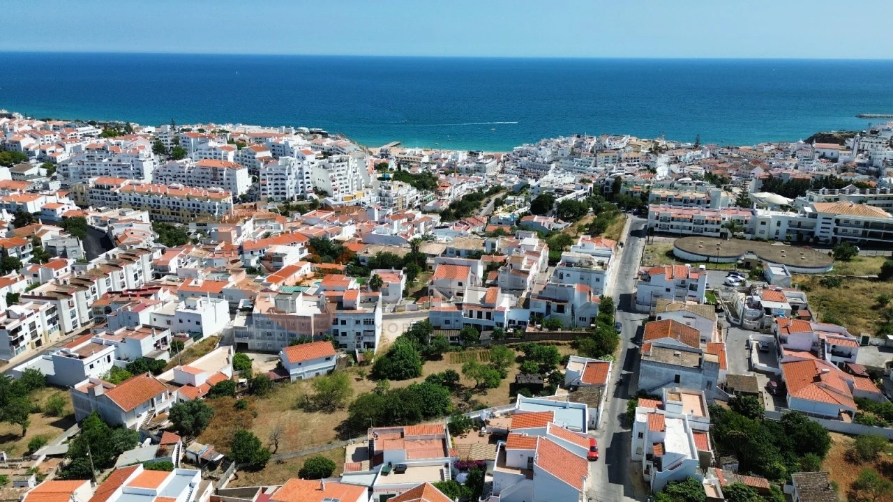 Moradia T3 para Venda em Albufeira e Olhos de Água Foto 38