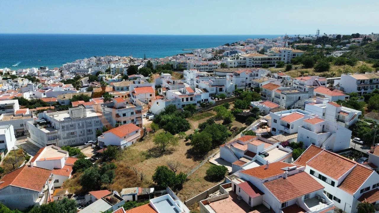 Moradia T3 para Venda em Albufeira e Olhos de Água Foto 42