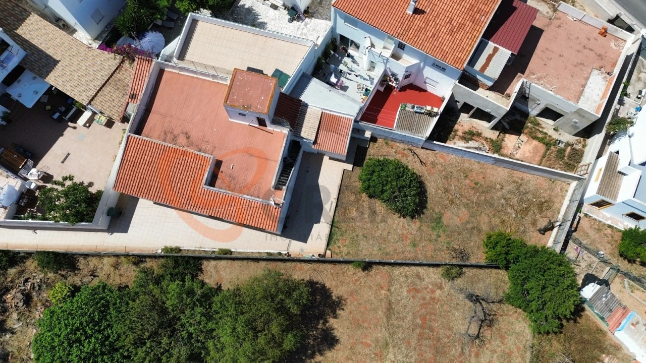 Moradia T3 para Venda em Albufeira e Olhos de Água Foto 45