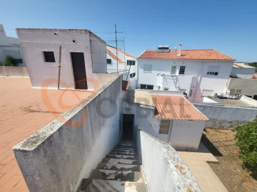 Moradia T3 para Venda em Albufeira e Olhos de Água