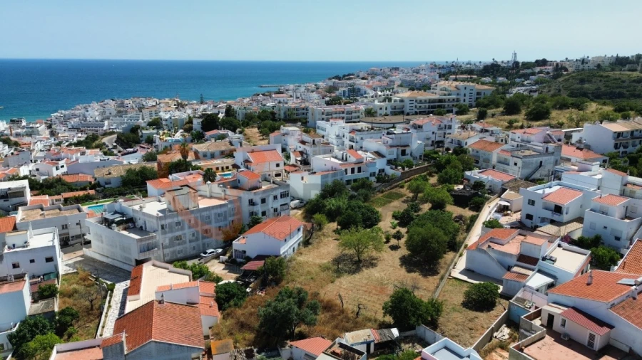 Moradia T3 para Venda em Albufeira e Olhos de Água Foto 32