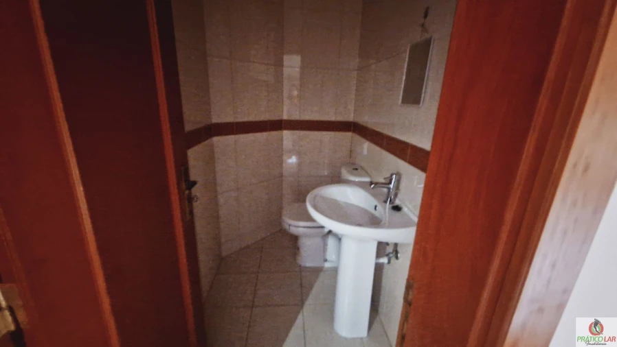 Apartamento T1 para Venda em Oiã Foto 6