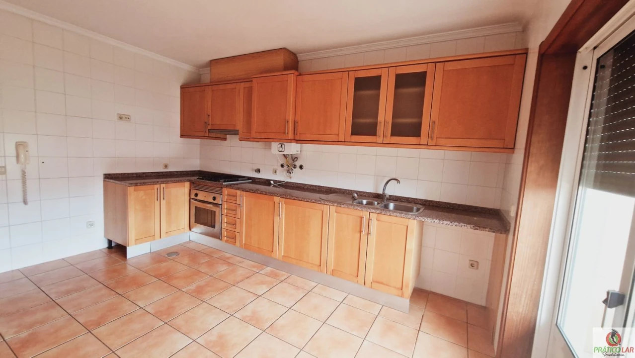 Apartamento T1 para Venda em Oiã Foto 1