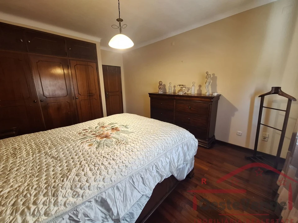 Moradia T5 para Venda em Cadaval e Pêro Moniz Foto 16