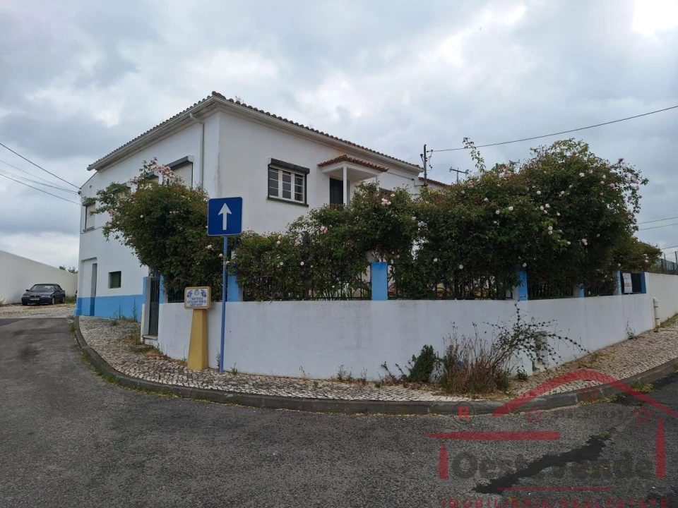 Moradia T3 para Venda em Cadaval e Pêro Moniz Foto 3