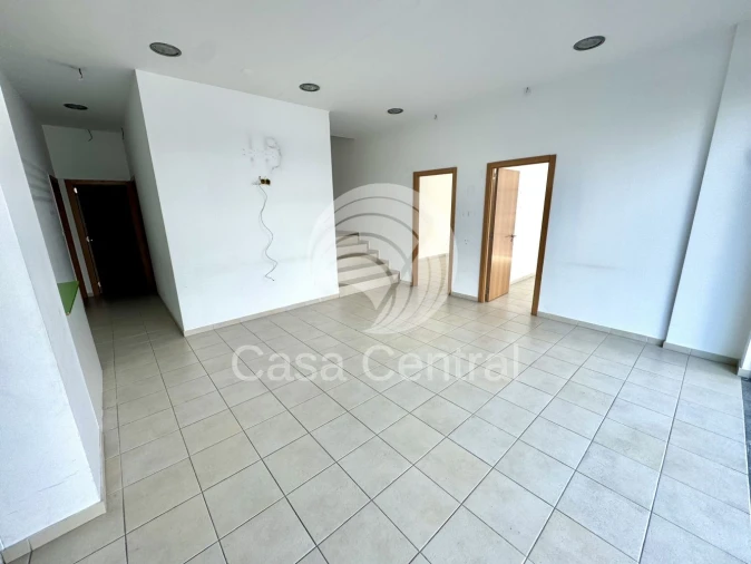 Loja para Venda em Odivelas Foto 29