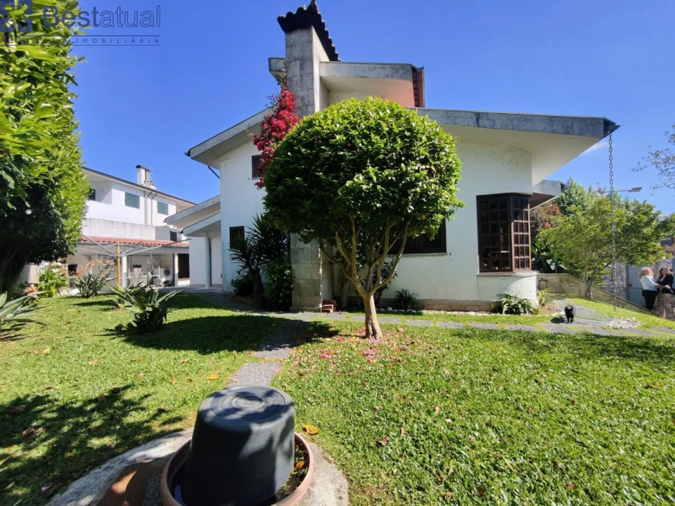 Moradia T4 para Venda em Vila Nova de Famalicão e Calendário Foto 5