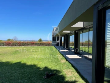 Moradia T3 para Venda em Santo Tirso, Couto (Santa Cristina e São Miguel) e Burgães