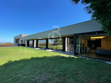 Moradia T3 para Venda em Santo Tirso, Couto (Santa Cristina e São Miguel) e Burgães