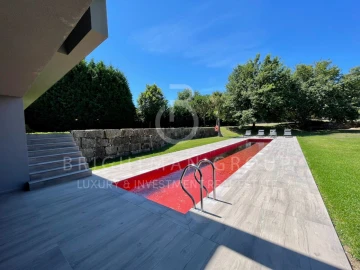 Moradia T3 para Venda em Santo Tirso, Couto (Santa Cristina e São Miguel) e Burgães