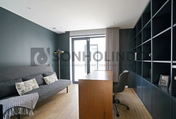 Moradia T3 para Venda em Milheiros Foto 16