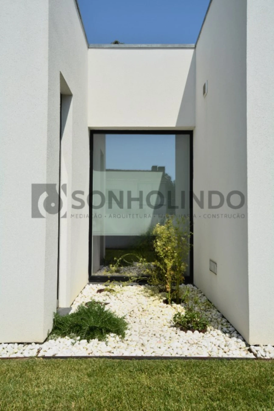 Moradia T3 para Venda em Milheiros Foto 17