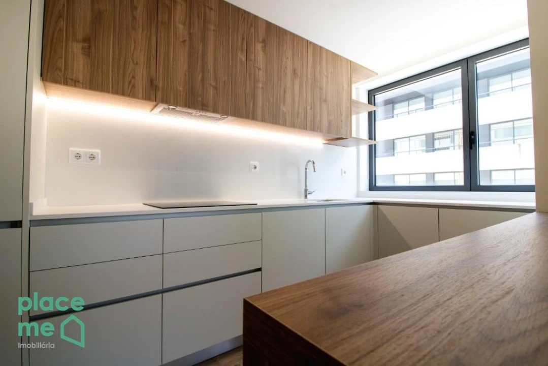 Apartamento T1 para Arrendamento em Azurem Foto 8