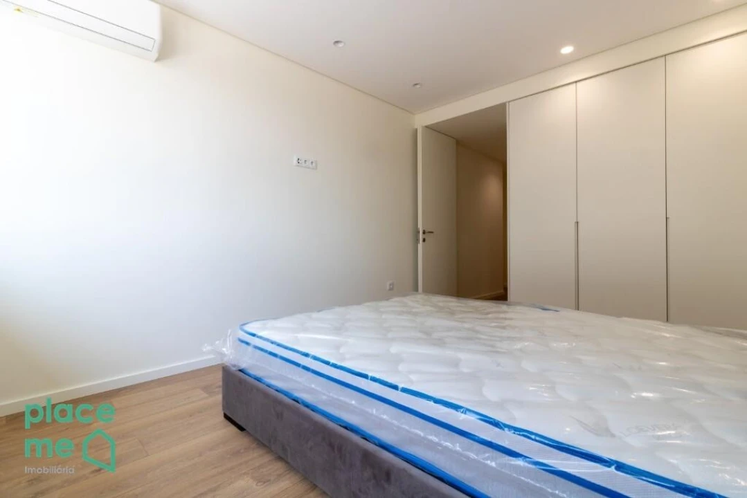 Apartamento T1 para Arrendamento em Azurem Foto 19