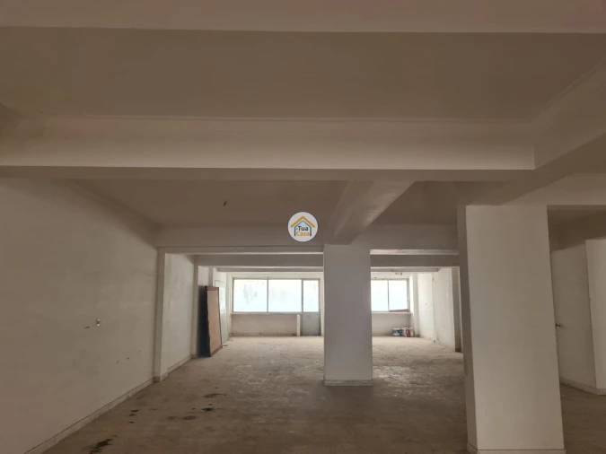 Loja para Venda em Agualva e Mira-Sintra Foto 3