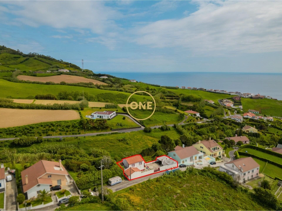 Moradia T4 para Venda em Nossa Senhora dos Remedios Foto 18