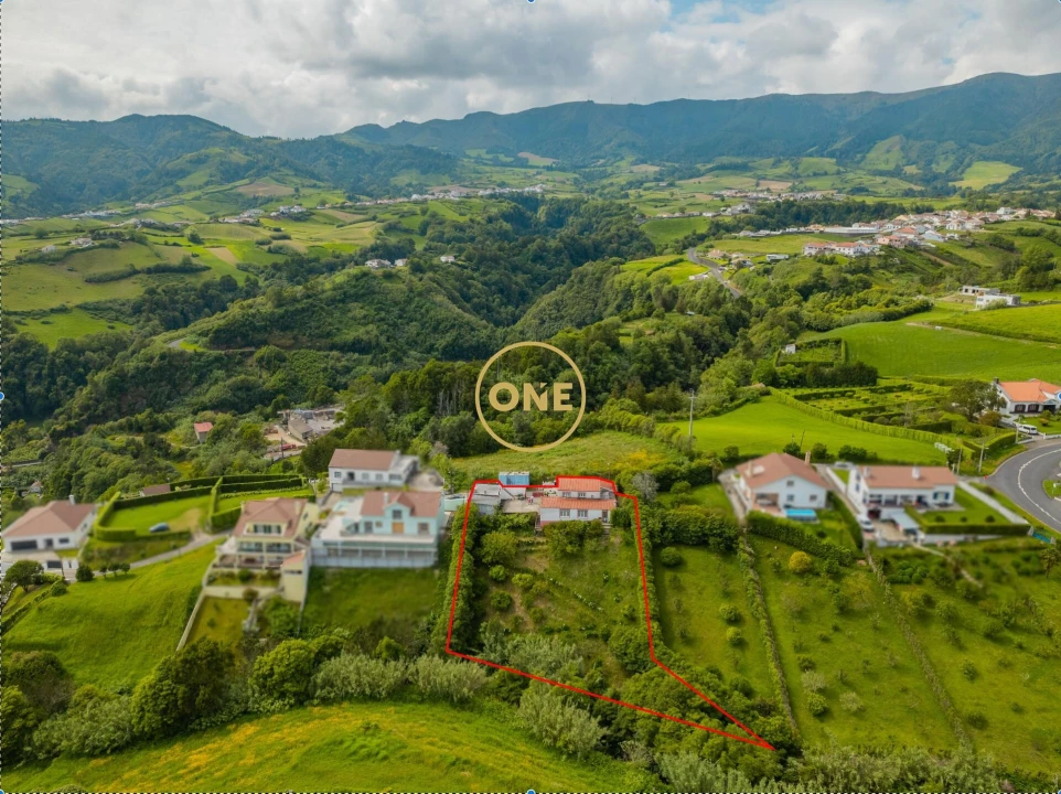 Moradia T4 para Venda em Nossa Senhora dos Remedios Foto 20