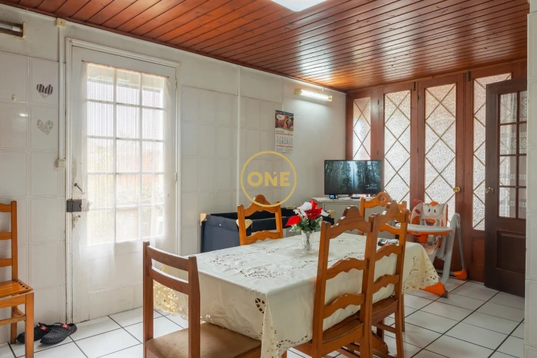 Moradia T4 para Venda em Nossa Senhora dos Remedios Foto 7