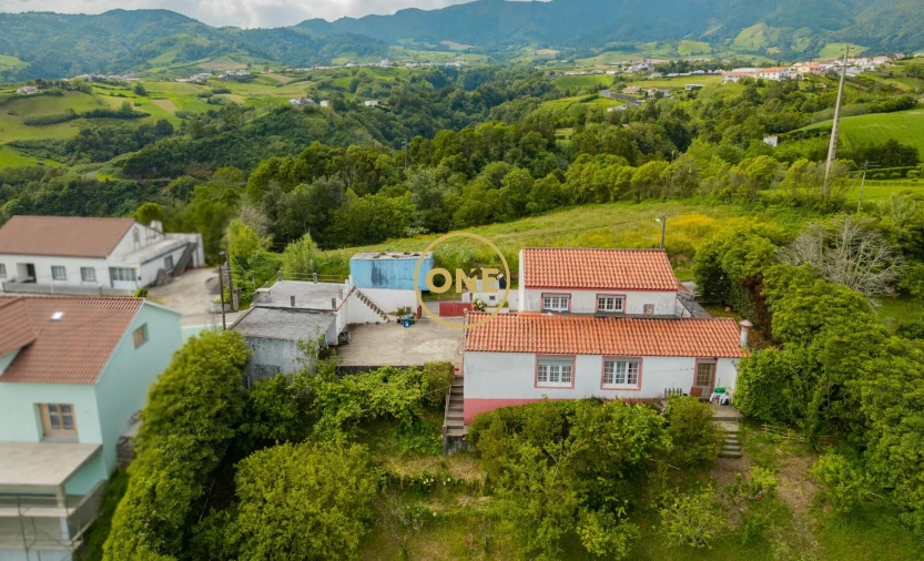 Moradia T4 para Venda em Nossa Senhora dos Remedios Foto 22