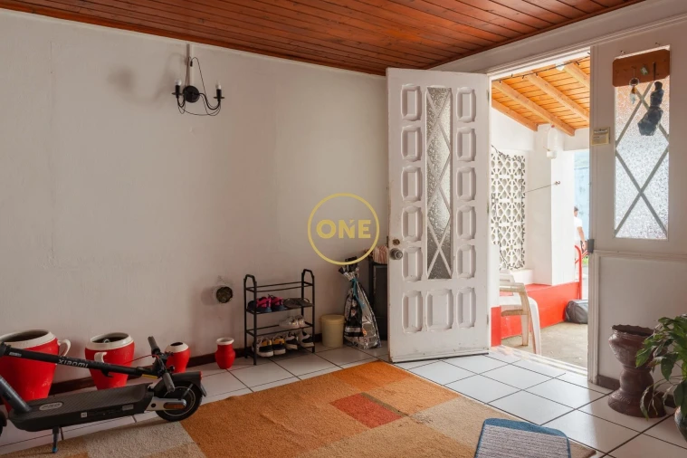 Moradia T4 para Venda em Nossa Senhora dos Remedios Foto 2