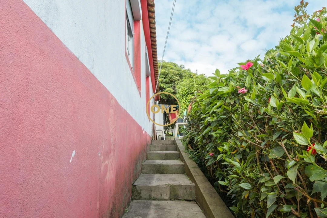 Moradia T4 para Venda em Nossa Senhora dos Remedios Foto 16