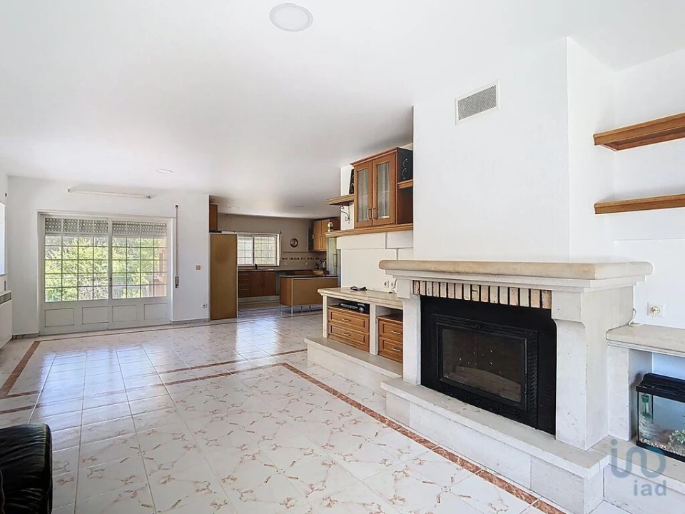 Moradia T5 para Venda em Meirinhas Foto 9