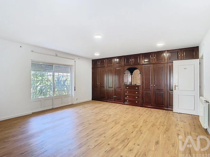 Moradia T5 para Venda em Meirinhas Foto 15