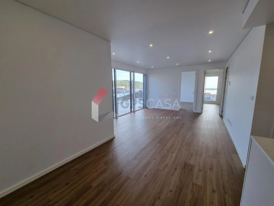 Apartamento T2 para Venda em Praia da Vitoria (Santa Cruz) Foto 25