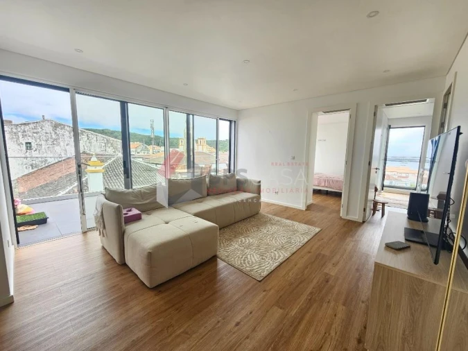 Apartamento T2 para Venda em Praia da Vitoria (Santa Cruz) Foto 7