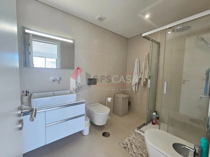 Apartamento T2 para Venda em Praia da Vitoria (Santa Cruz) Foto 10