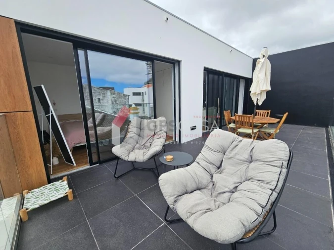 Apartamento T2 para Venda em Praia da Vitoria (Santa Cruz) Foto 22