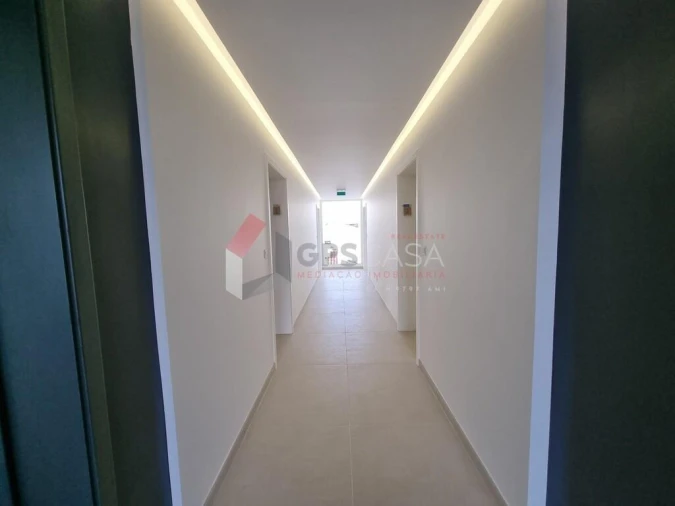 Apartamento T2 para Venda em Praia da Vitoria (Santa Cruz) Foto 3