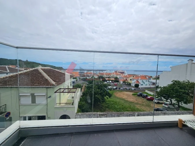 Apartamento T2 para Venda em Praia da Vitoria (Santa Cruz) Foto 21