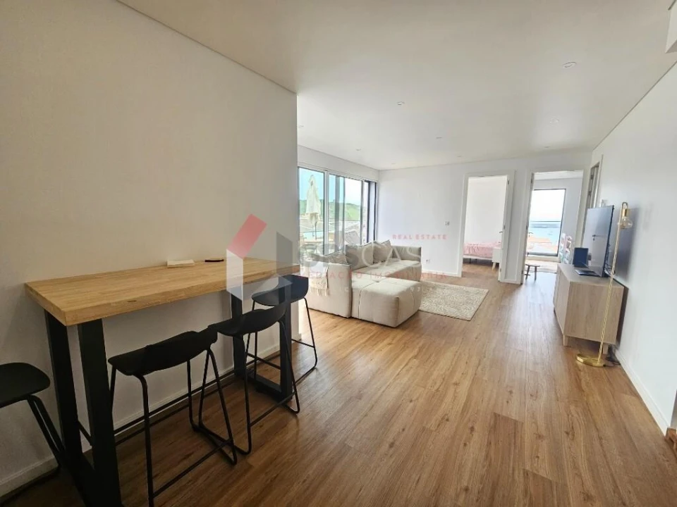 Apartamento T2 para Venda em Praia da Vitoria (Santa Cruz) Foto 4