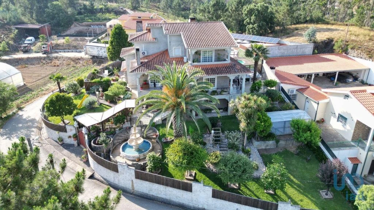 Moradia T4 para Venda em Semide e Rio Vide Foto 1