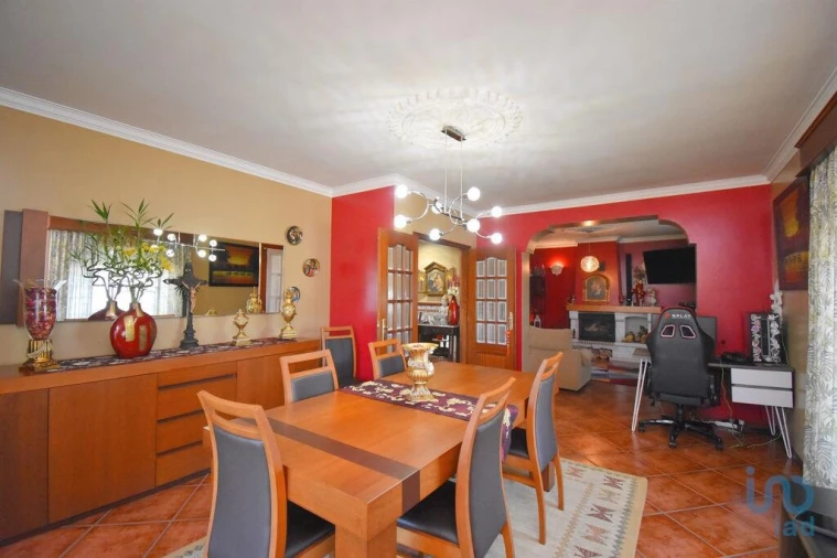 Moradia T4 para Venda em Semide e Rio Vide Foto 9